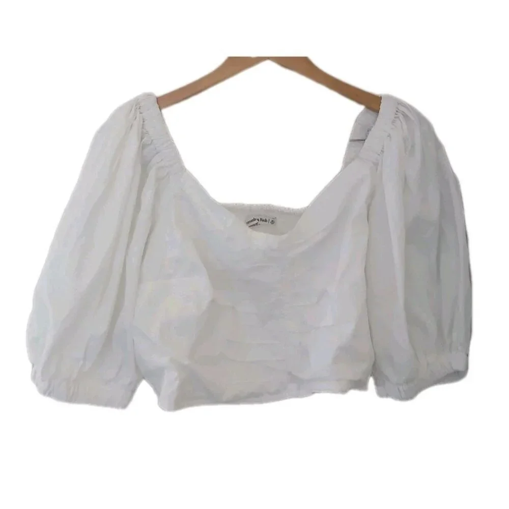 Abercrombie & Fitch Smocked Puff Sleeve Crop Top